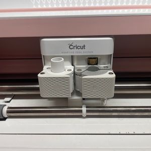 Cricut Maker plus Multiple Blades/Accessories